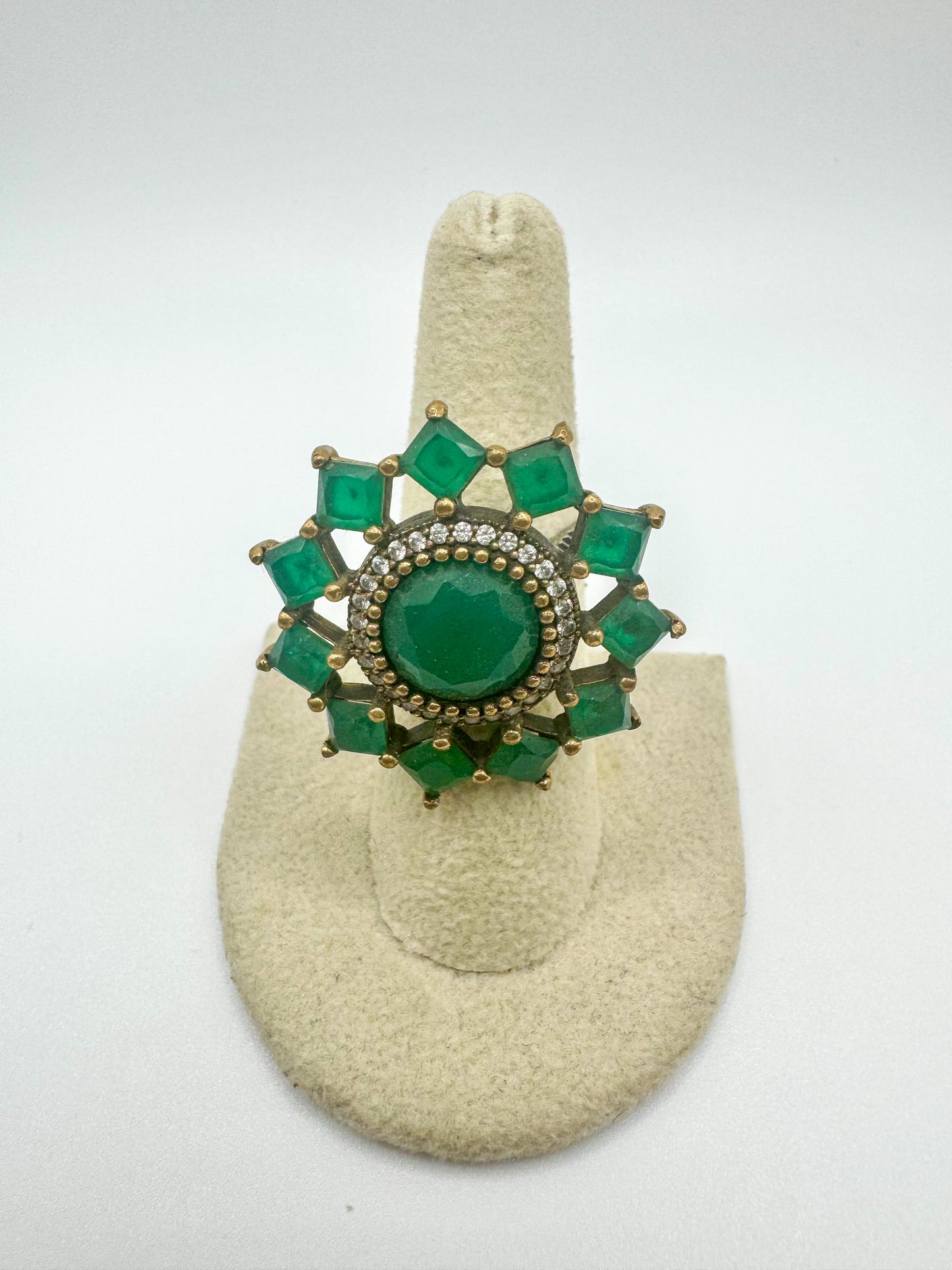 Emerald Flower Ring